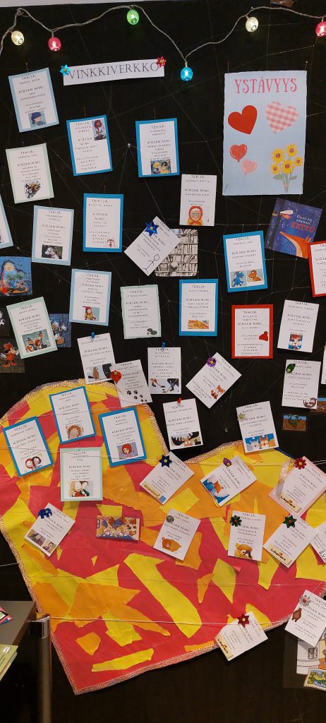 Kirjavinkkejä seinällä